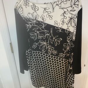 Rafaella Black and White Floral Top